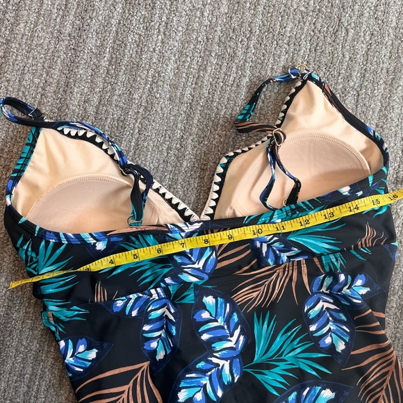 Last chance…Target Merona Swimsuit One Piece Boho Tropical Palm L Large - Picture 6 of 7